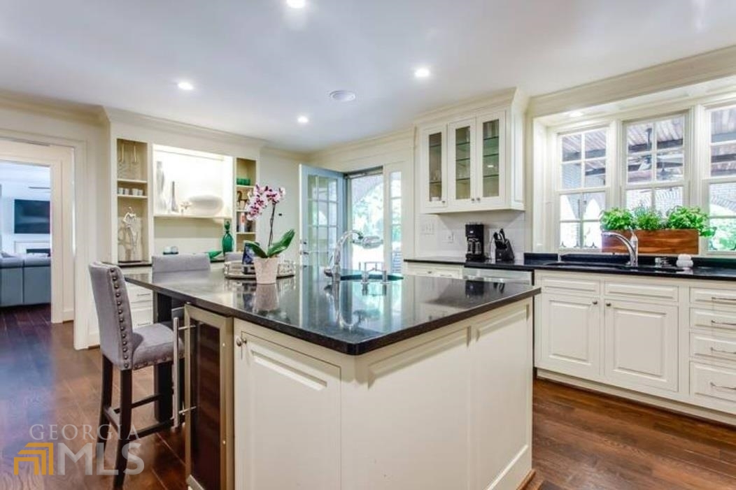 2510 Bohler Road Northwest Atlanta, GA 30327 - Photo 40 of 47 a kitchen with counter top space and windows