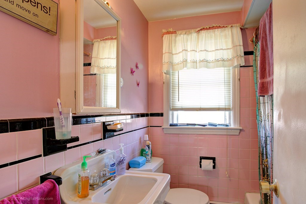 488 Cambridge Street Fall River, MA 02721 - Photo 11 of 29 Gallery Image 11