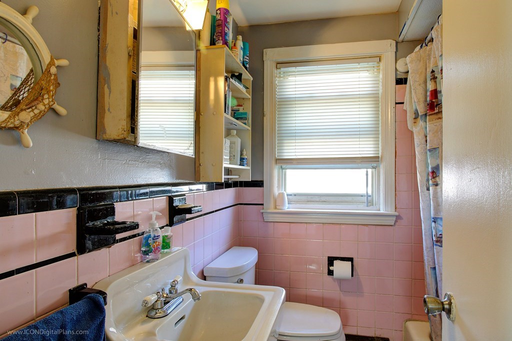 488 Cambridge Street Fall River, MA 02721 - Photo 20 of 29 Gallery Image 20