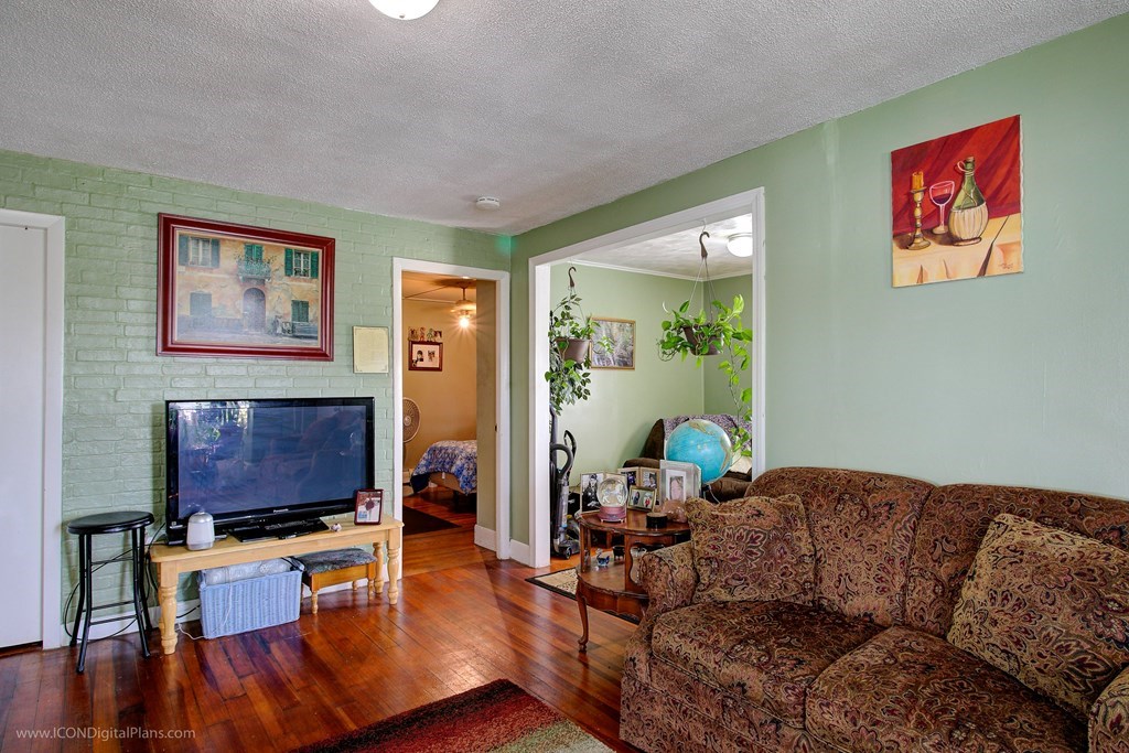 488 Cambridge Street Fall River, MA 02721 - Photo 5 of 29 Gallery Image 5