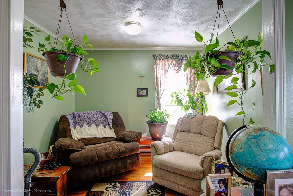 488 Cambridge Street Fall River, MA 02721 - Photo 6 of 29 Gallery Image 6