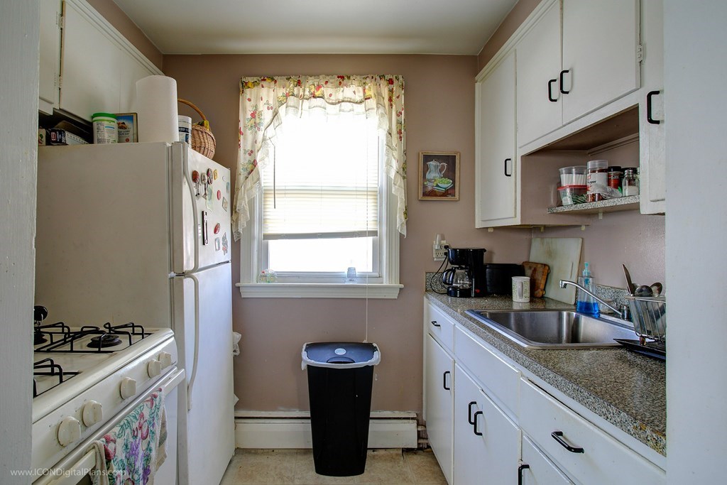 488 Cambridge Street Fall River, MA 02721 - Photo 9 of 29 Gallery Image 9