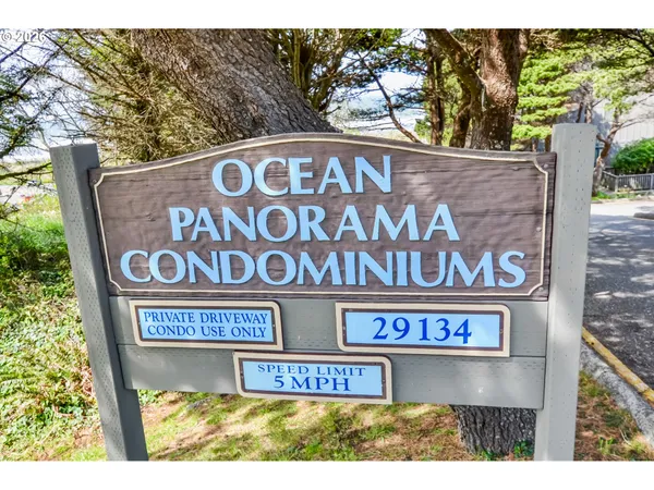 $575,000 | 29134 Ellensburg Avenue, Unit 23, Gold Beach, OR 97444