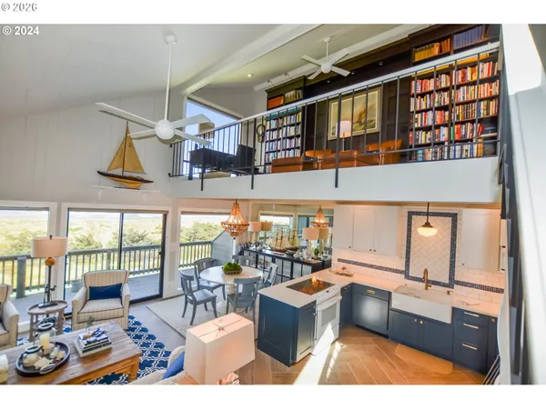 $575,000 | 29134 Ellensburg Avenue, Unit 23, Gold Beach, OR 97444