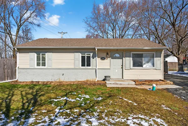 $305,000 | 196 Hadleigh Road, Bolingbrook, IL 60440