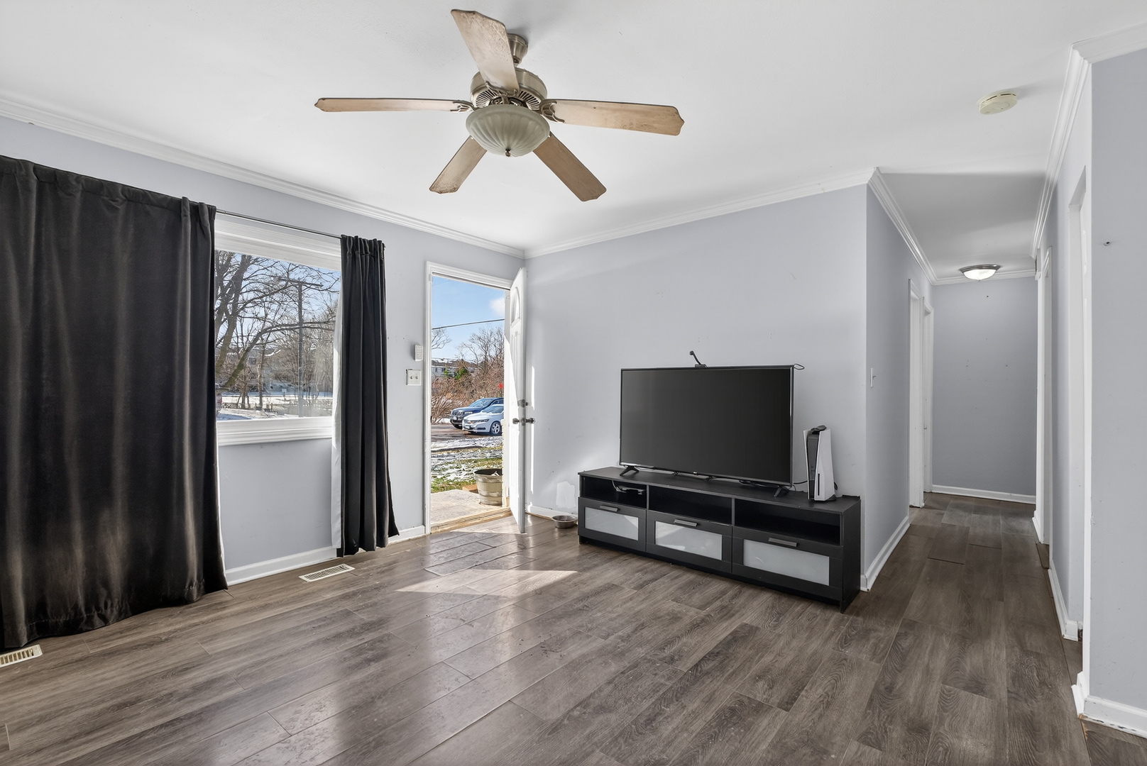 196 Hadleigh Road Bolingbrook, IL 60440 - Photo 6 of 20