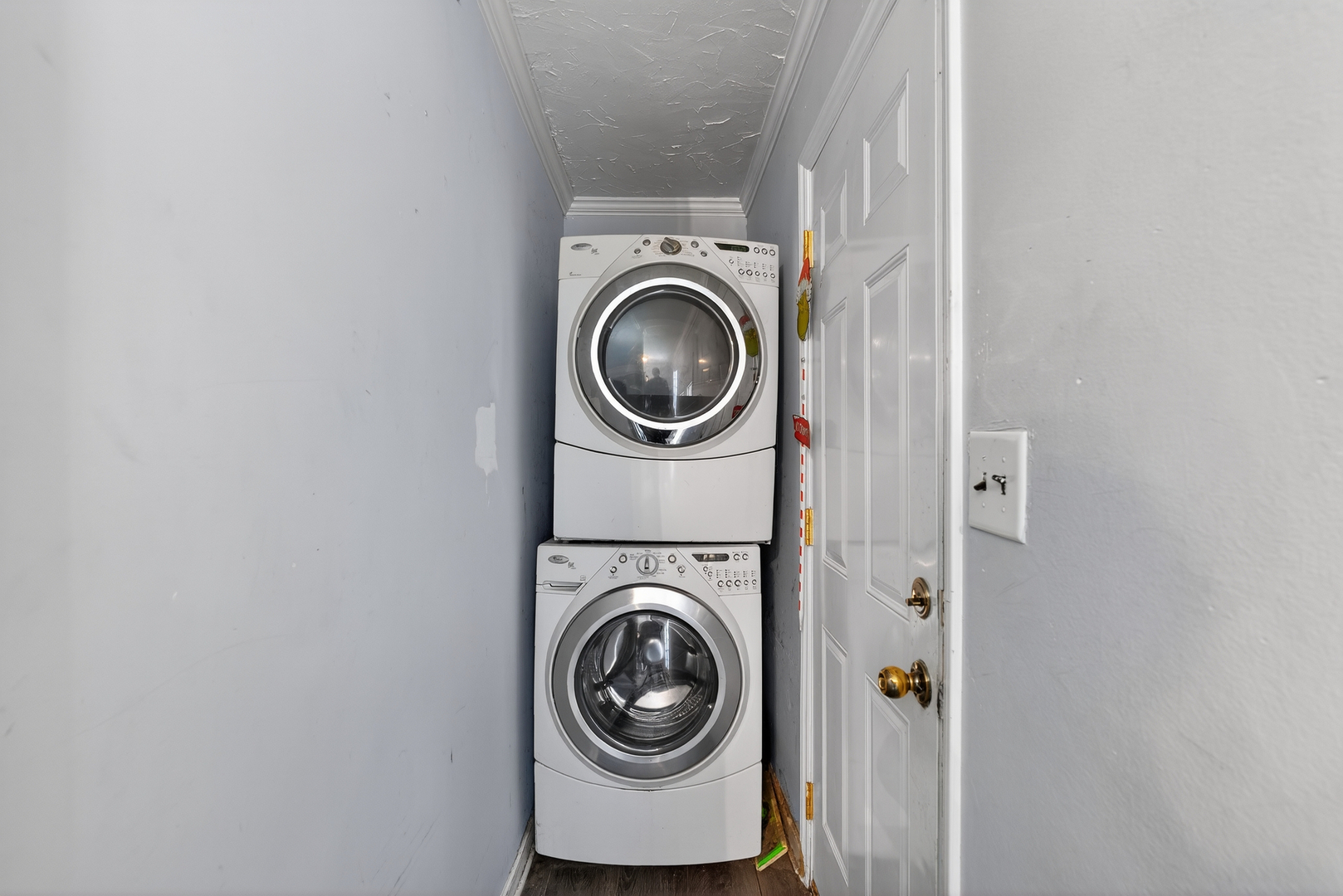 196 Hadleigh Road Bolingbrook, IL 60440 - Photo 7 of 20