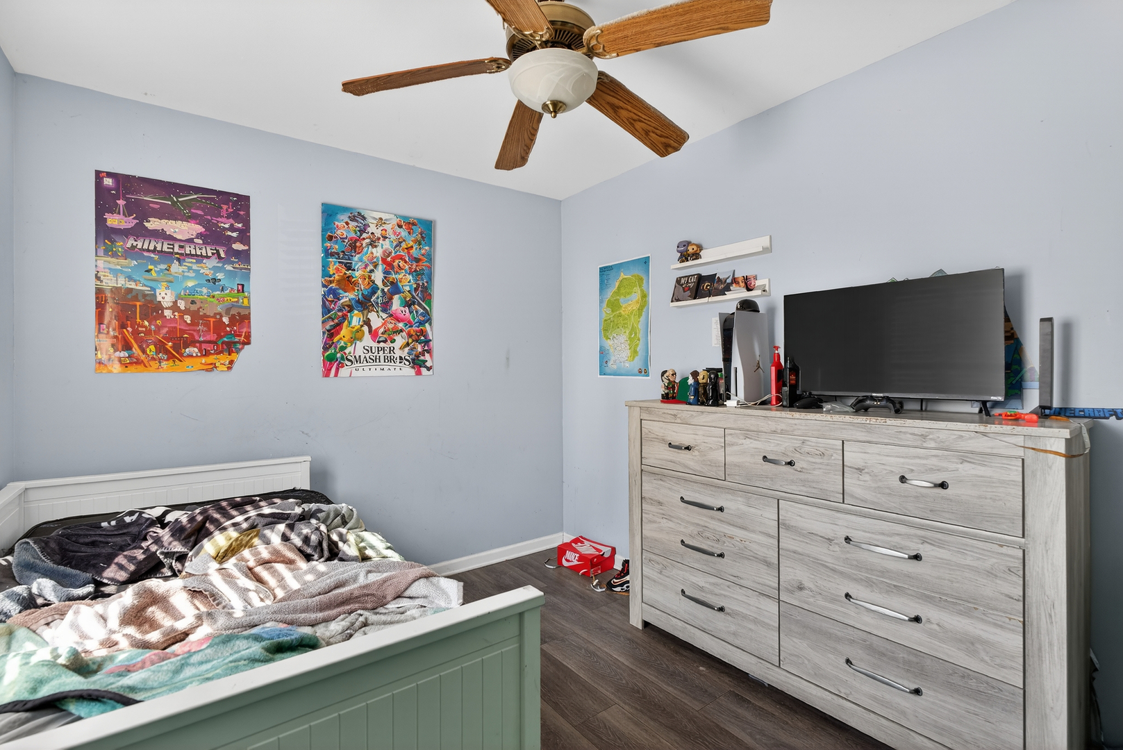 196 Hadleigh Road Bolingbrook, IL 60440 - Photo 10 of 20