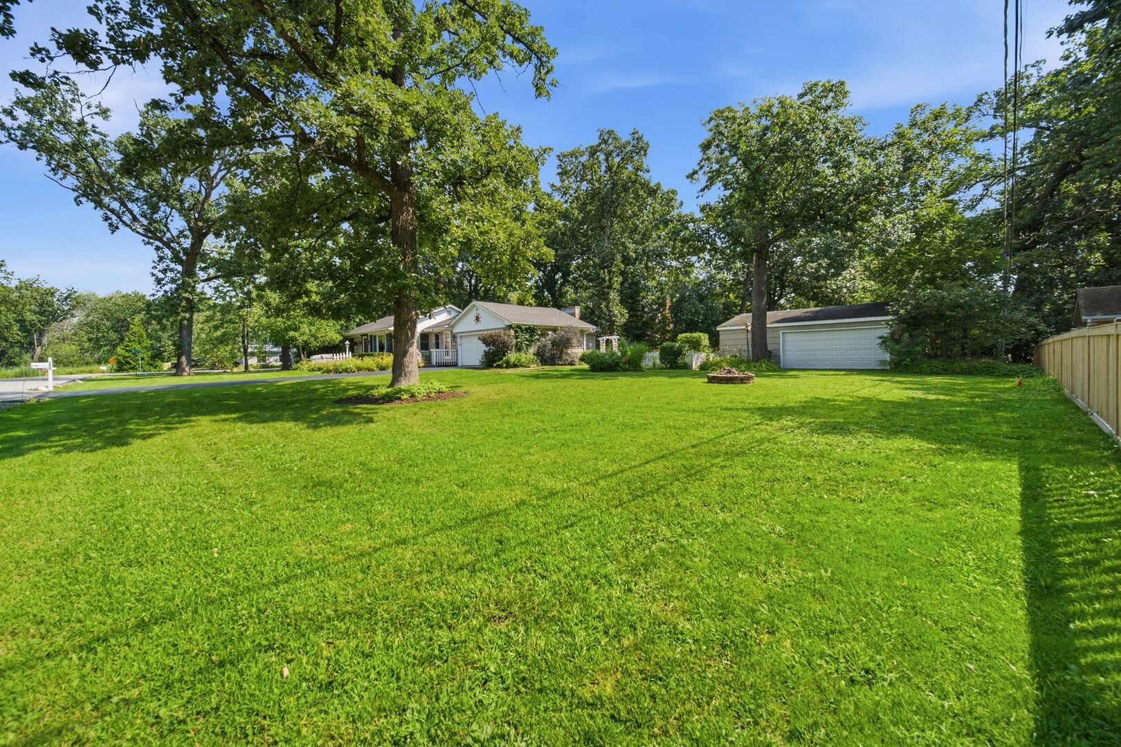 309 Forest Knoll Road Lake Bluff, IL 60044 - Photo 20 of 25 Gallery Image 20