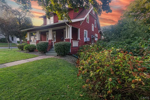 $2,900 | 6 Sanger Avenue, New Hartford, NY 13413