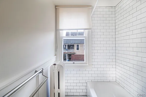 $2,900 | 6 Sanger Avenue, New Hartford, NY 13413