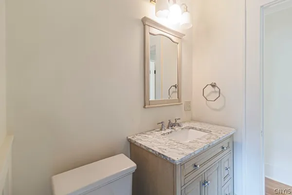 $2,900 | 6 Sanger Avenue, New Hartford, NY 13413