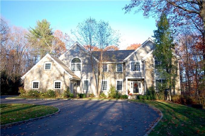 894 Silvermine Road New Canaan, CT 06840 - Photo 1 of 1 Gallery Image 1