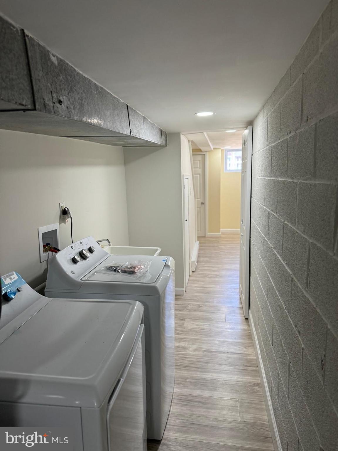 1625 Pennington Road Philadelphia, PA 19151 - Photo 16 of 30 Laundry area