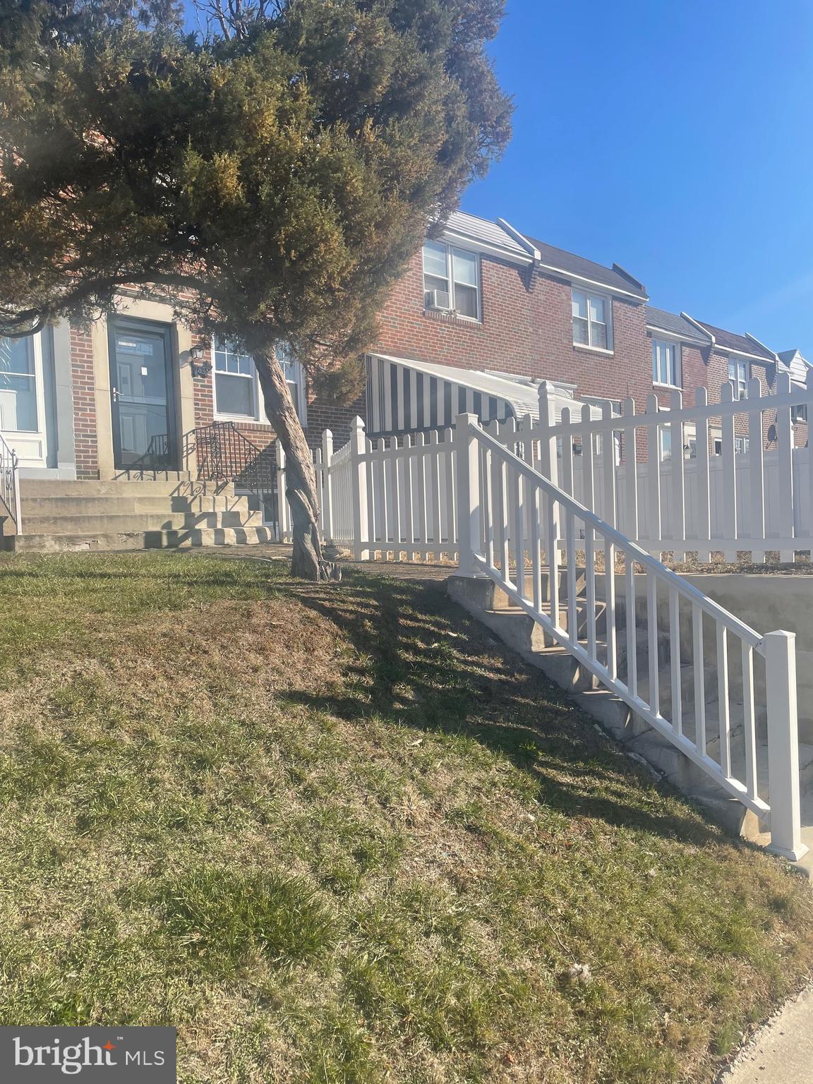1625 Pennington Road Philadelphia, PA 19151 - Photo 3 of 30 Front