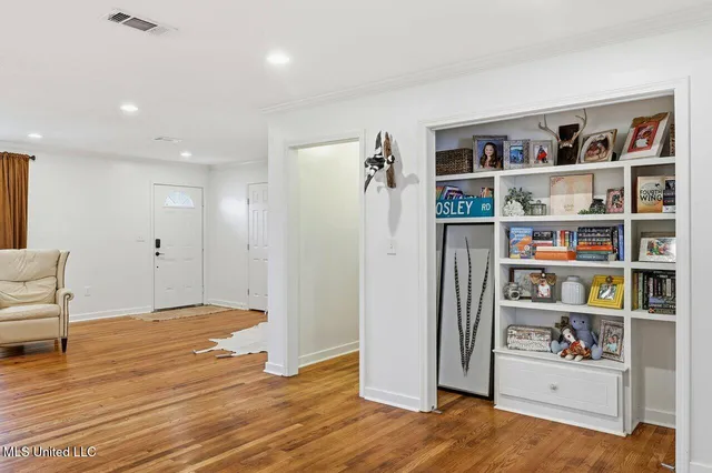 $285,000 | 902 East College Street, Clinton, MS 39056