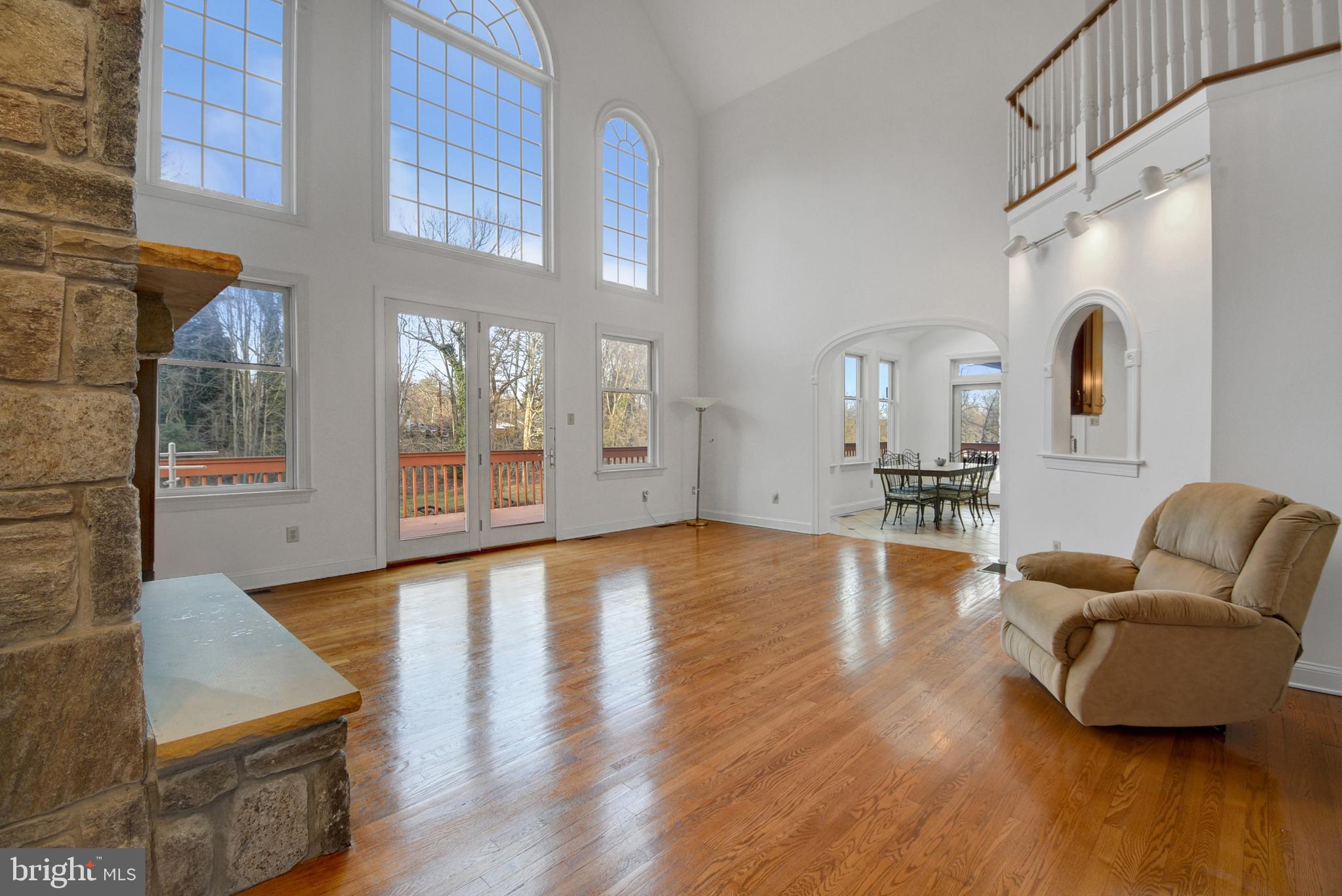 411 Marie Drive Wallingford, PA 19086 - Photo 12 of 44 Family Room