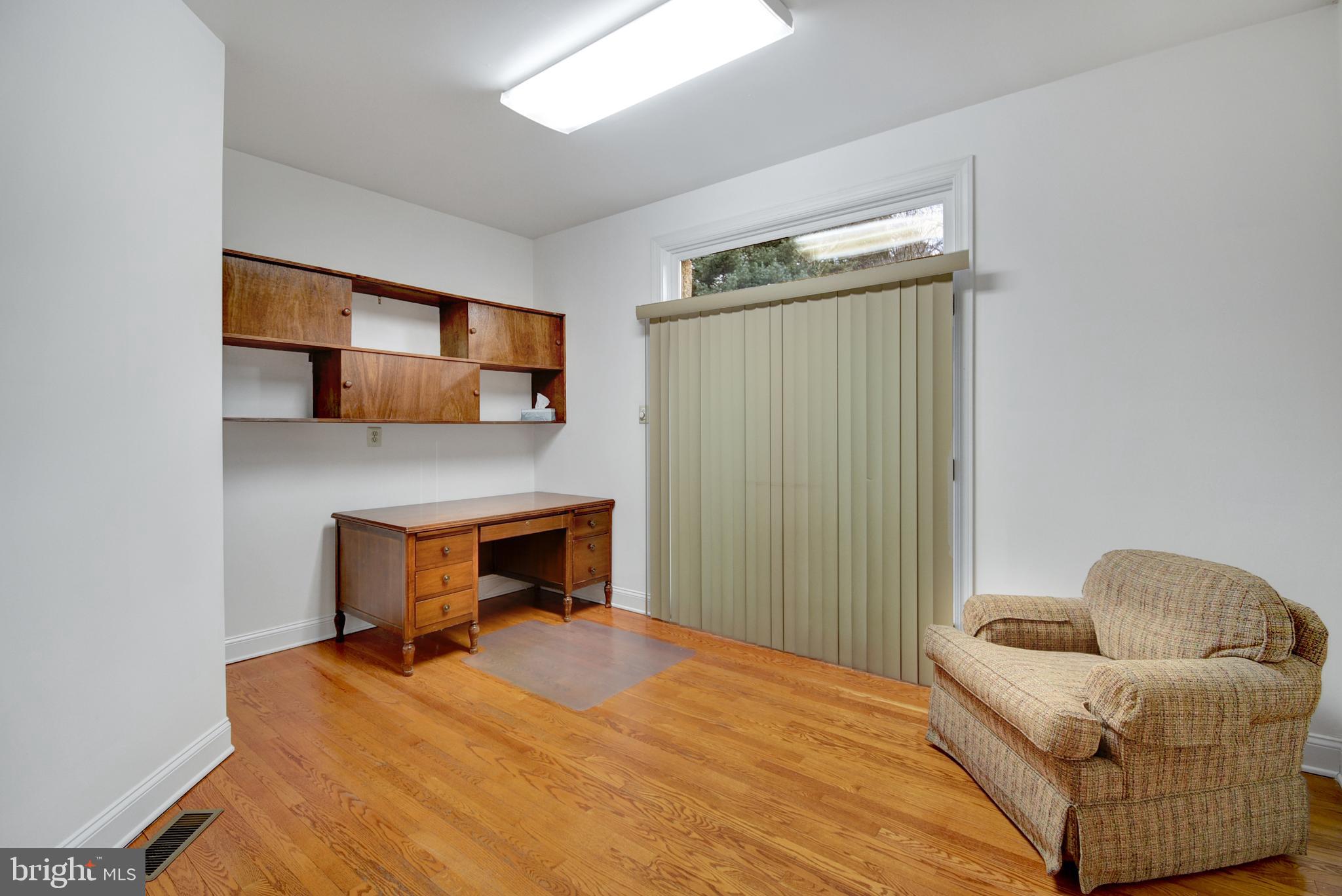 411 Marie Drive Wallingford, PA 19086 - Photo 14 of 44 Main Floor Office