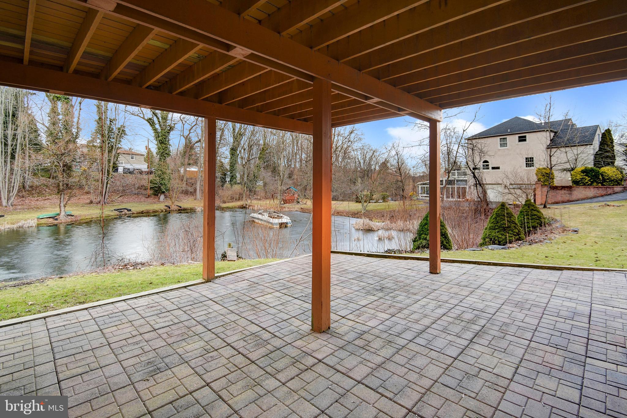 411 Marie Drive Wallingford, PA 19086 - Photo 41 of 44 Patio