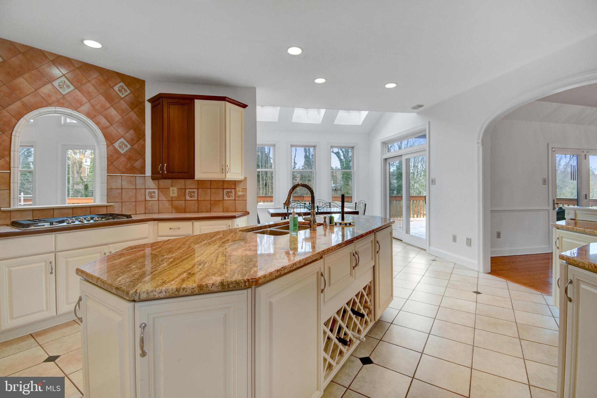 411 Marie Drive Wallingford, PA 19086 - Photo 8 of 44 Kitchen