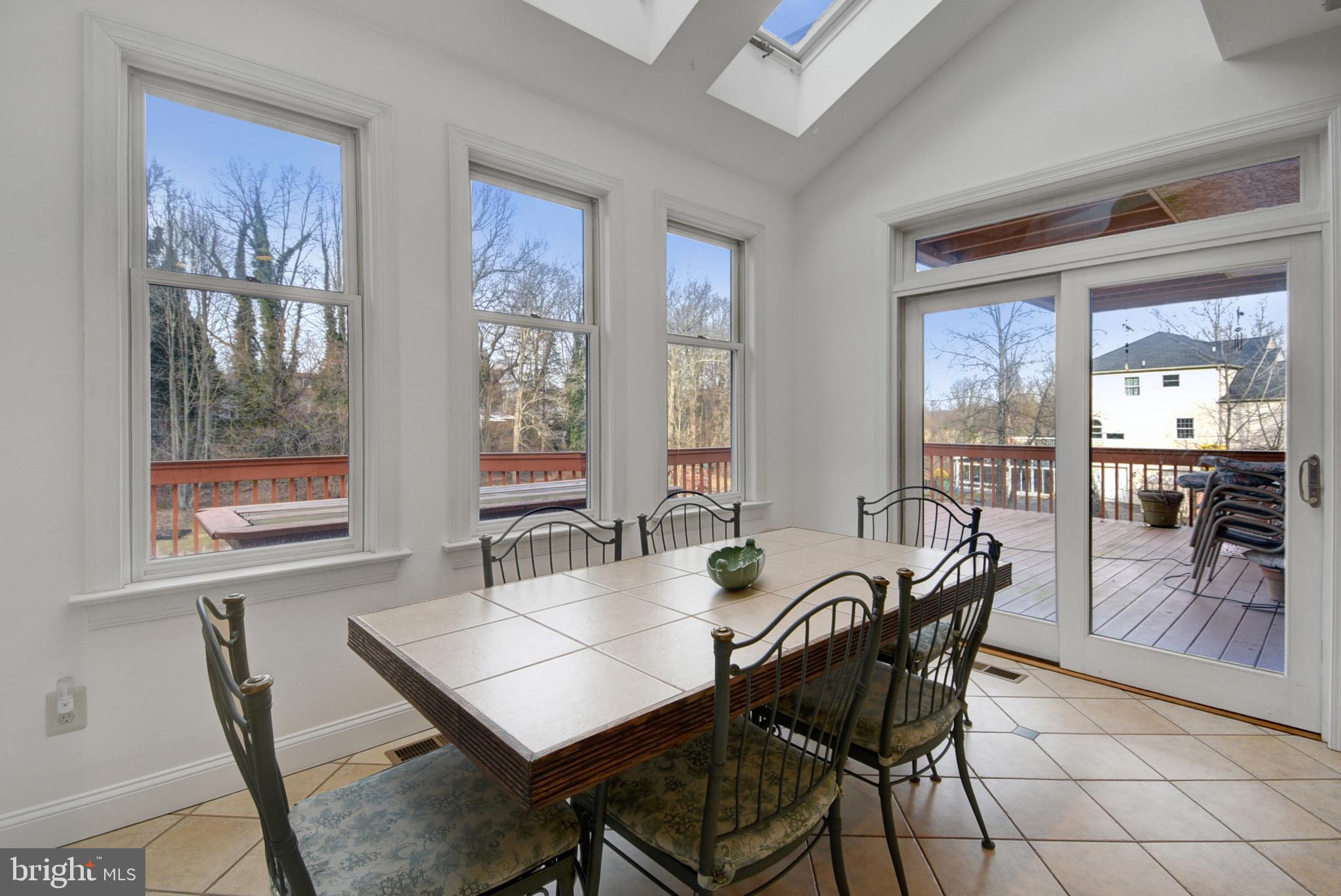411 Marie Drive Wallingford, PA 19086 - Photo 10 of 44 Kitchen