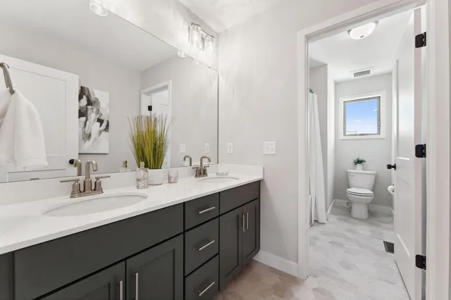 $813,000 | 15032 Ardmullivan Lane, Rosemount, MN 55068