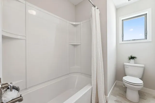 $813,000 | 15032 Ardmullivan Lane, Rosemount, MN 55068