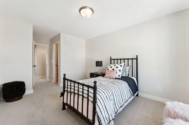 $813,000 | 15032 Ardmullivan Lane, Rosemount, MN 55068