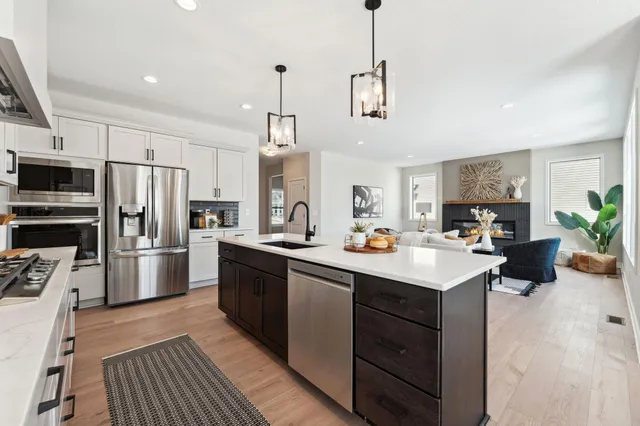 $813,000 | 15032 Ardmullivan Lane, Rosemount, MN 55068