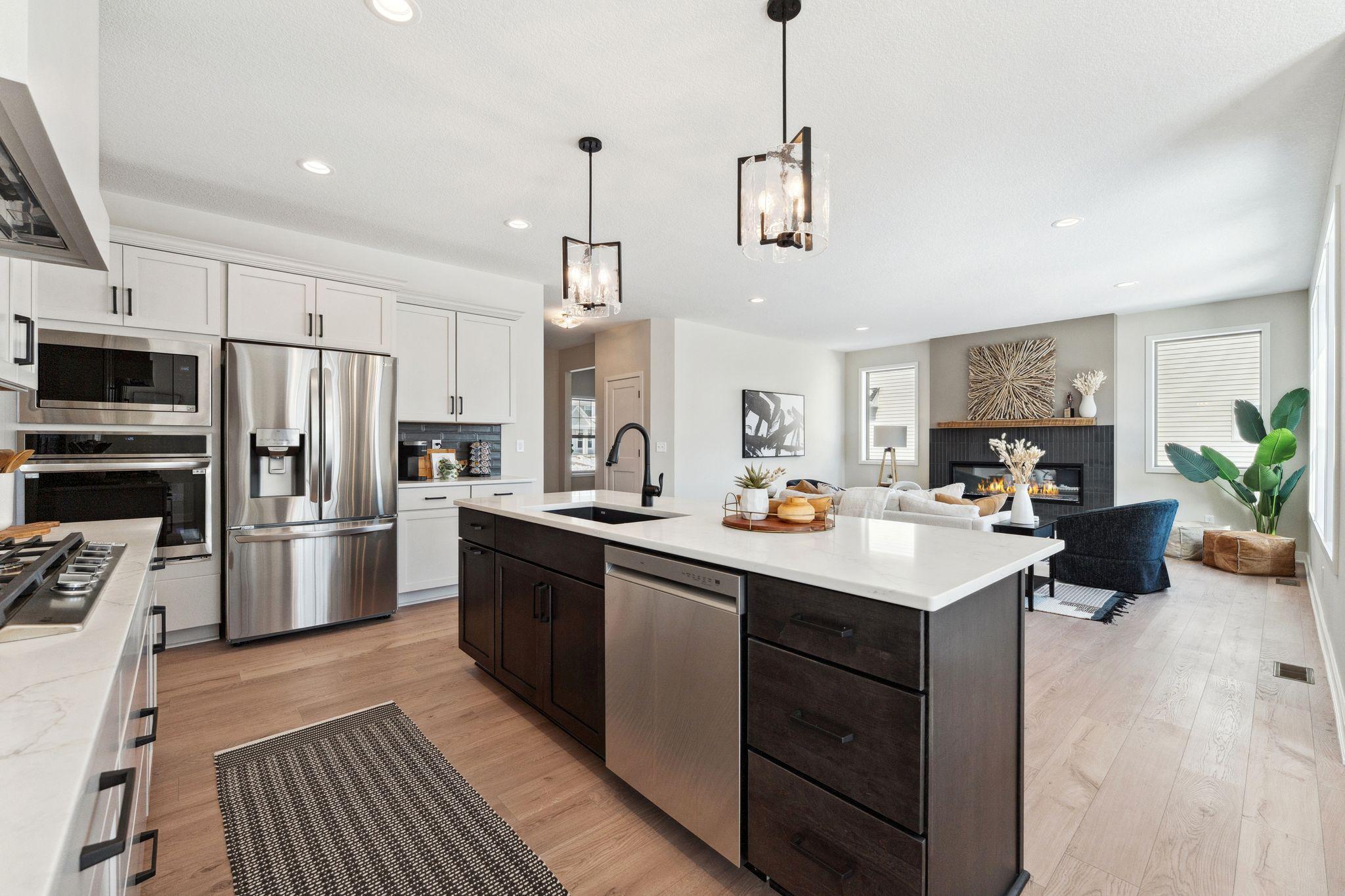 15032 Ardmullivan Lane Rosemount, MN 55068 - Photo 8 of 39