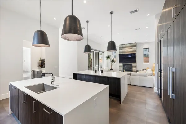 $2,375,000 | 103 Roy Street, Houston, TX 77007