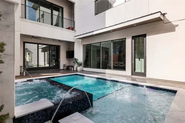 $2,375,000 | 103 Roy Street, Houston, TX 77007