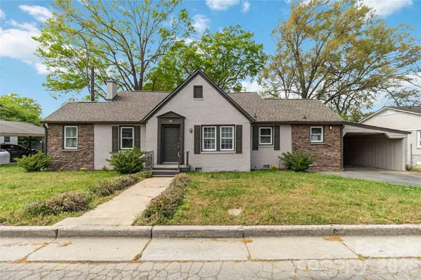 $365,000 | 406 Harris Lane, Monroe, NC 28112