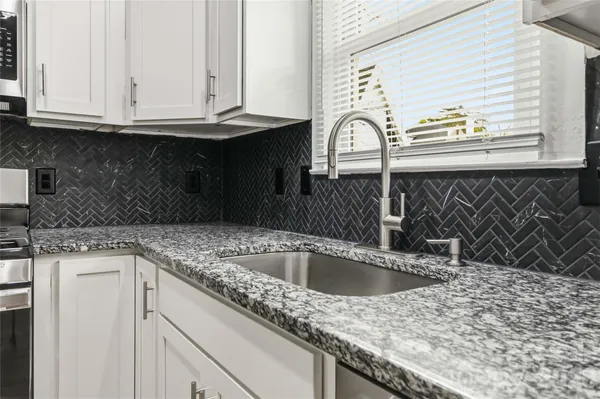 $365,000 | 406 Harris Lane, Monroe, NC 28112