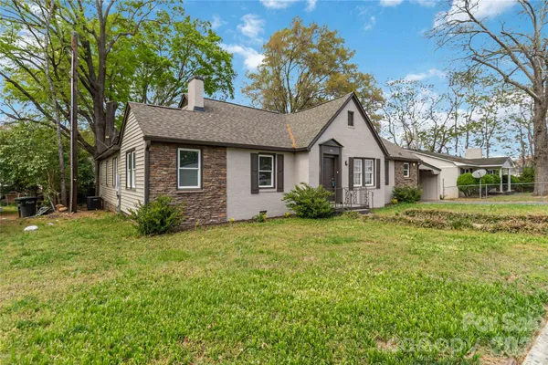 $365,000 | 406 Harris Lane, Monroe, NC 28112