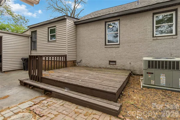 $365,000 | 406 Harris Lane, Monroe, NC 28112