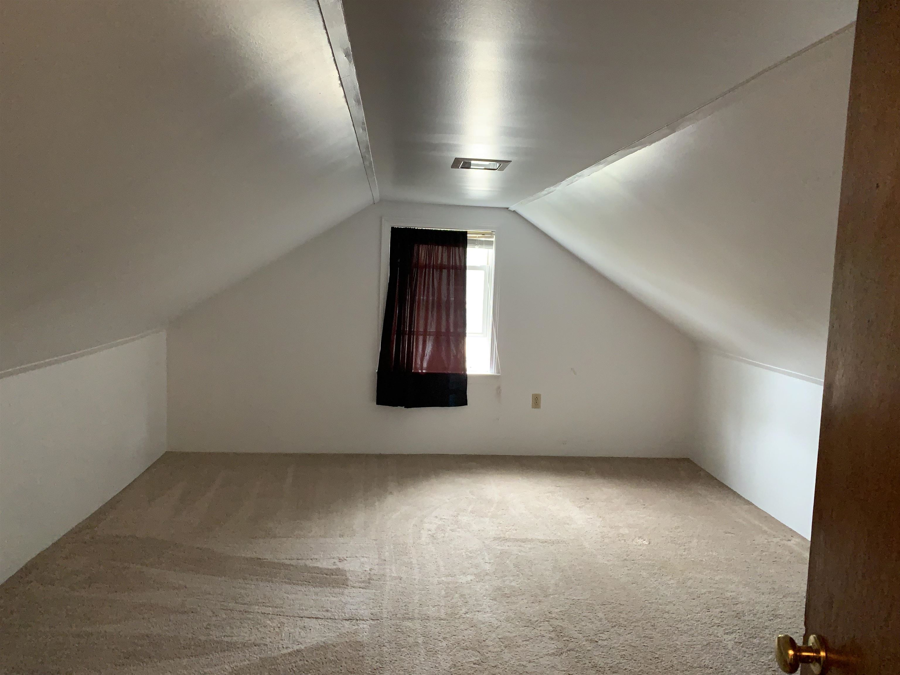 18 Haig Street Rochester, NH 03867 - Photo 8 of 17