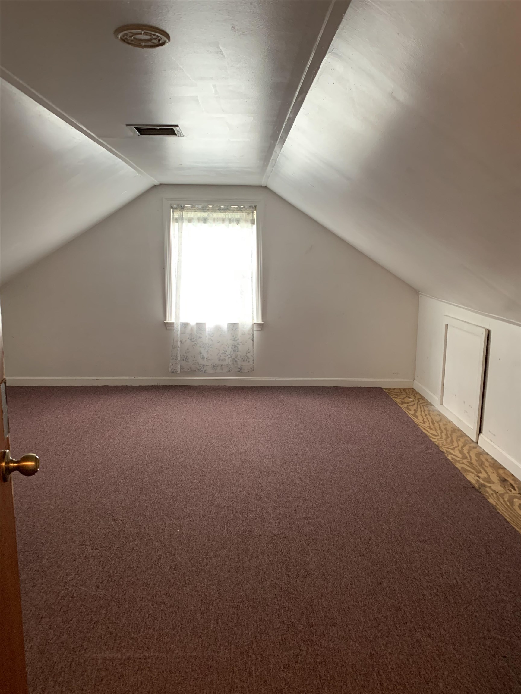 18 Haig Street Rochester, NH 03867 - Photo 9 of 17