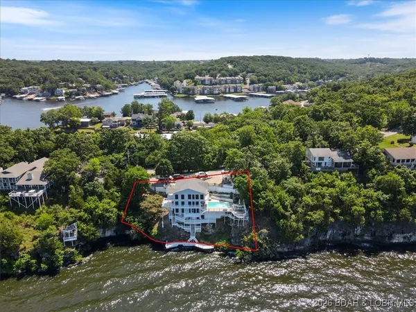 $850,000 | 1493 Bluff Drive, Osage Beach, MO 65065