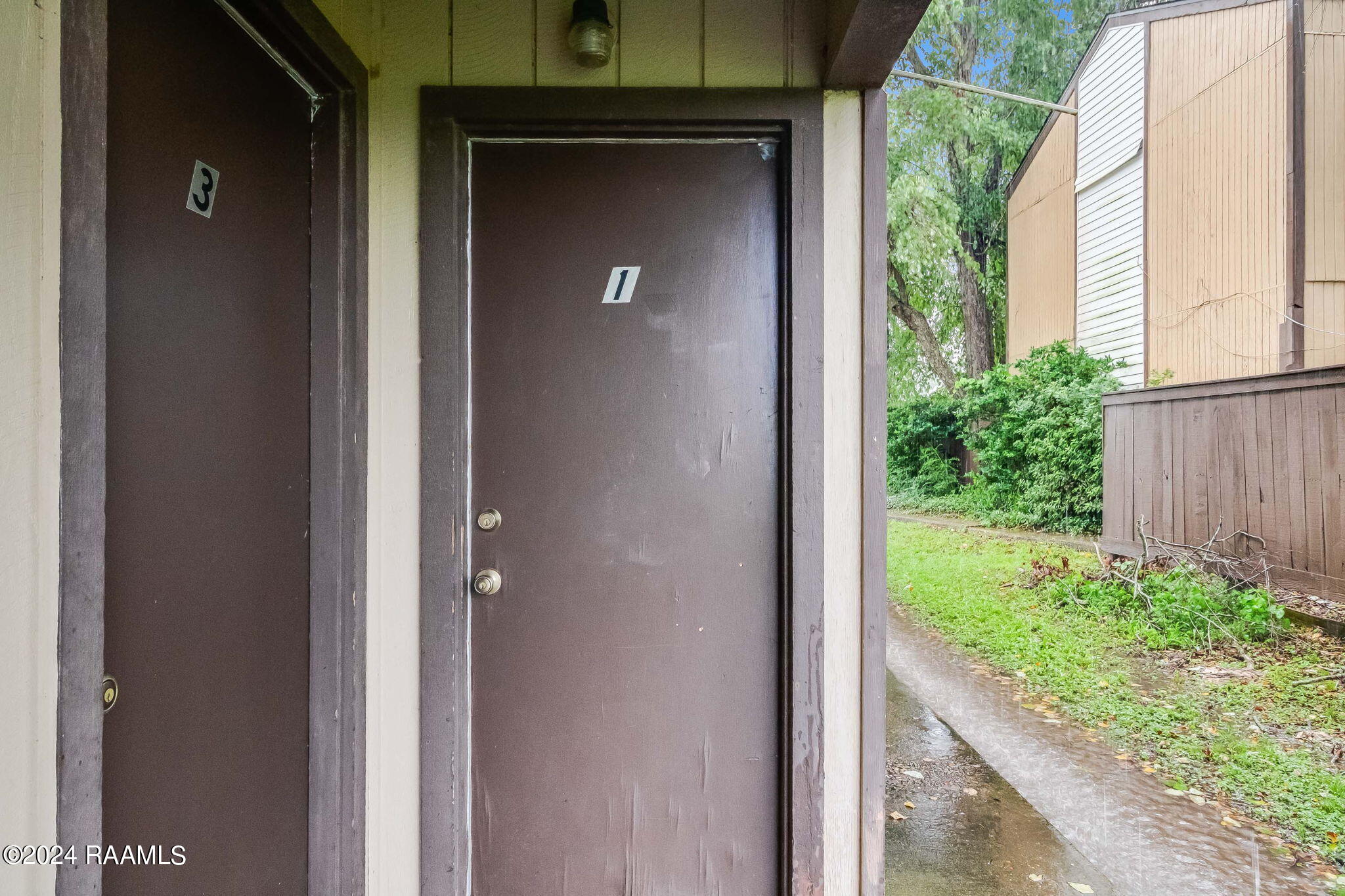 303 Cougar Ridge Lafayette, LA 70508 - Photo 5 of 12 1-web-or-mls-303 Cougar Ridge 1-8