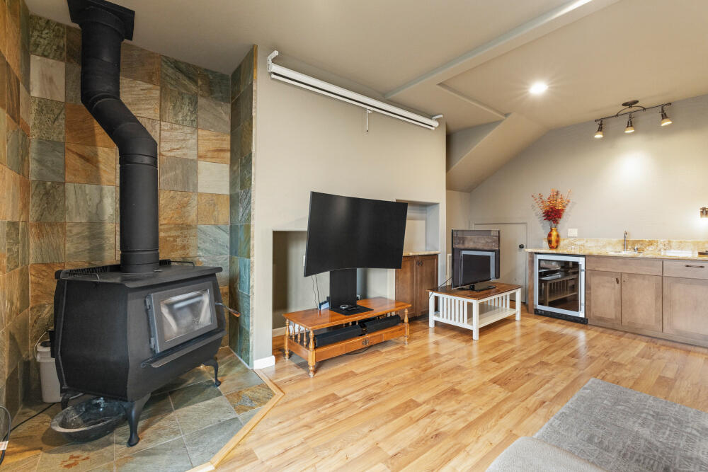 6447 Jake Road Klamath Falls, OR 97601 - Photo 35 of 59