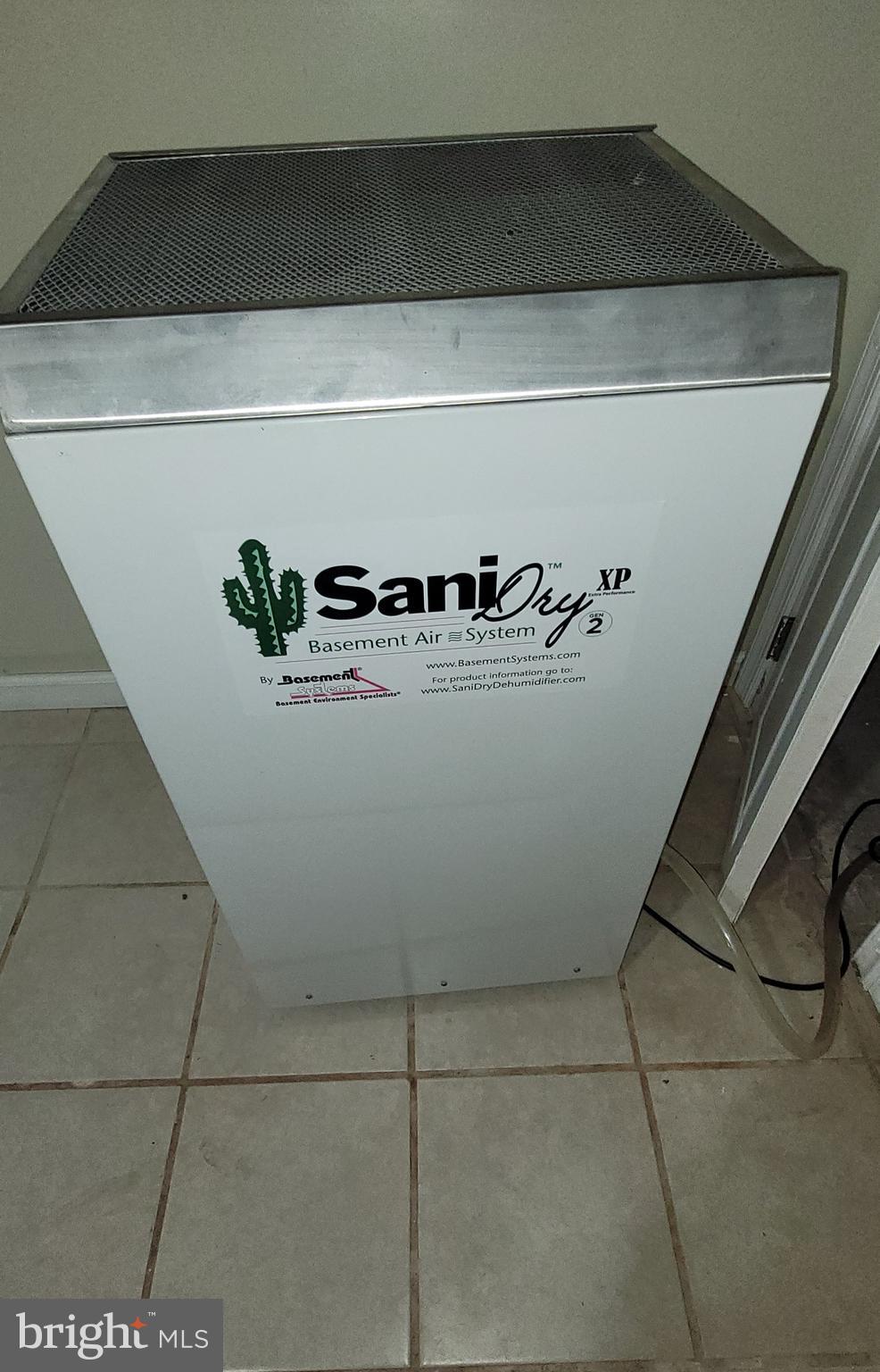 3908 Mill Road Collegeville, PA 19426 - Photo 22 of 24 5yrs old dehumidifier /air cleaner