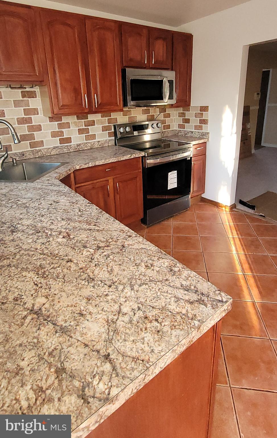 3908 Mill Road Collegeville, PA 19426 - Photo 8 of 24 brand new appliances