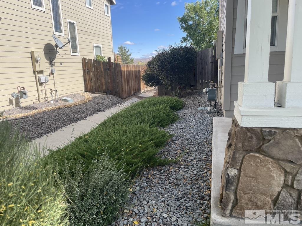 9268 Lone Wolf Circle Reno, NV 89506 - Photo 3 of 30 Photo 3
