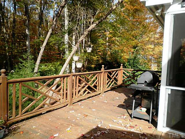 800 Thatcher Way Raleigh, NC 27615 - Photo 17 of 25 Main Deck with the Cooking section next to the screen porch!