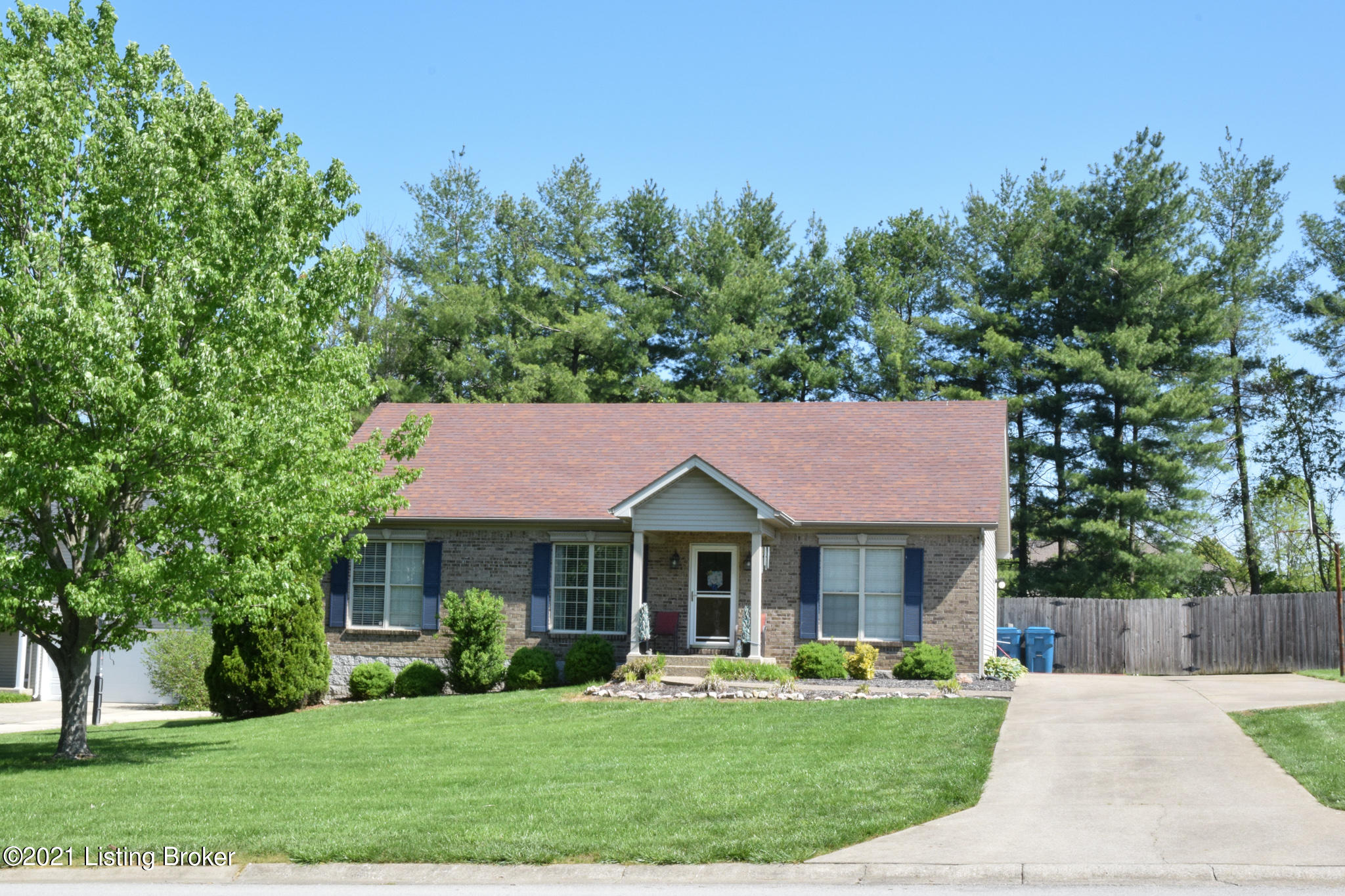 249 Rolling Ridge Way Simpsonville, KY 40067 - Photo 1 of 37 Street View