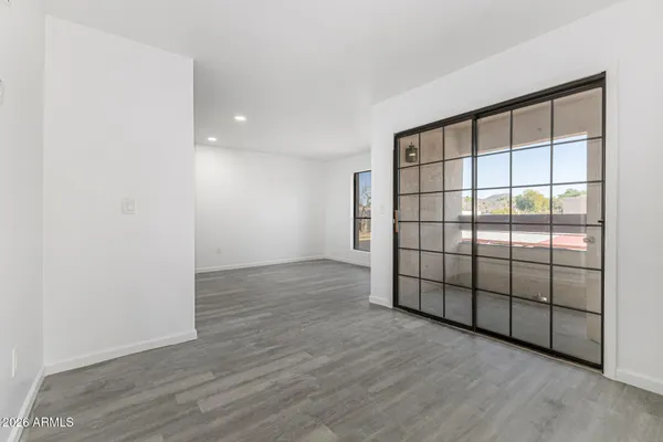 $129,800 | 3131 West Cochise Drive, Unit 229, Phoenix, AZ 85051