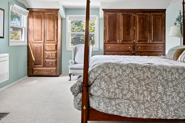 $739,900 | 216 East Main Street, Hortonville, WI 54944