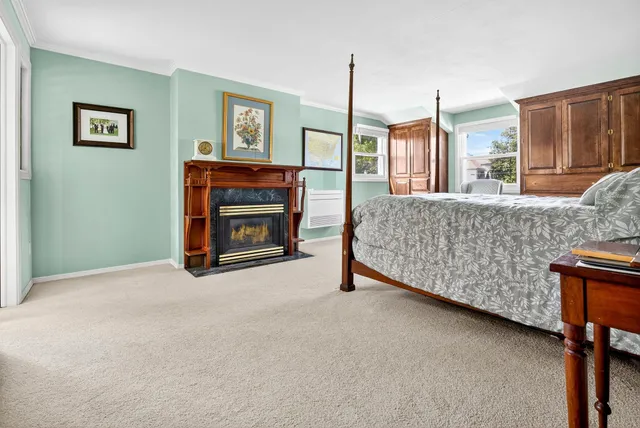 $739,900 | 216 East Main Street, Hortonville, WI 54944