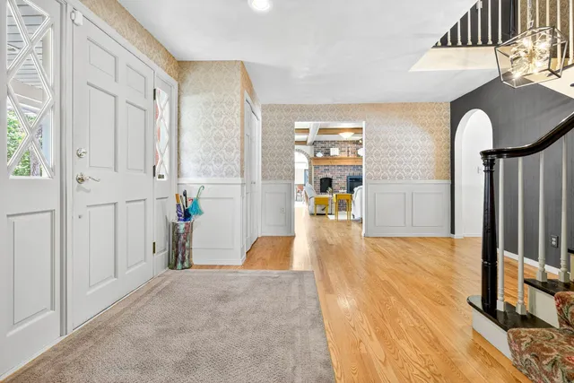 $739,900 | 216 East Main Street, Hortonville, WI 54944